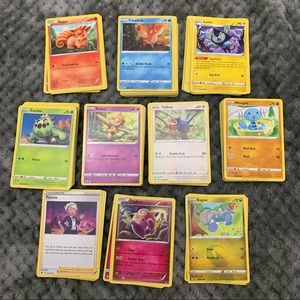250x Pokemon Card Lot